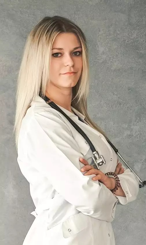 Новикова Александра Дмитриевна